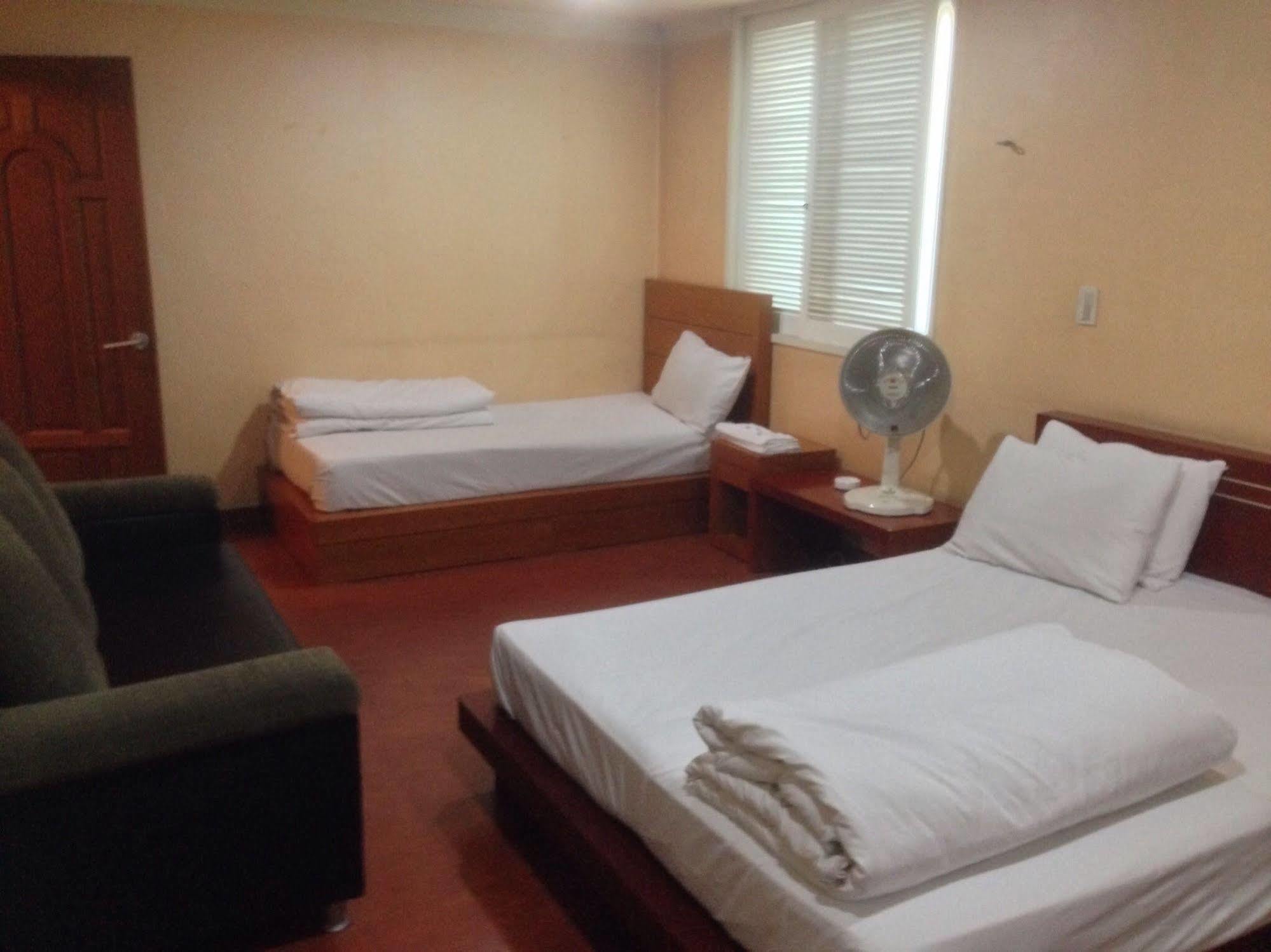Daegu Goodstay Herotel Bagian luar foto